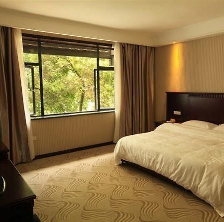 Yangshuo Hua Xiang Man Ting West Street Hotel Номер фото