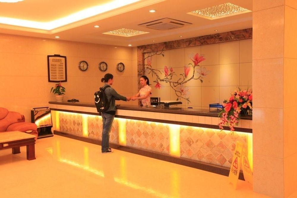Yangshuo Hua Xiang Man Ting West Street Hotel Экстерьер фото