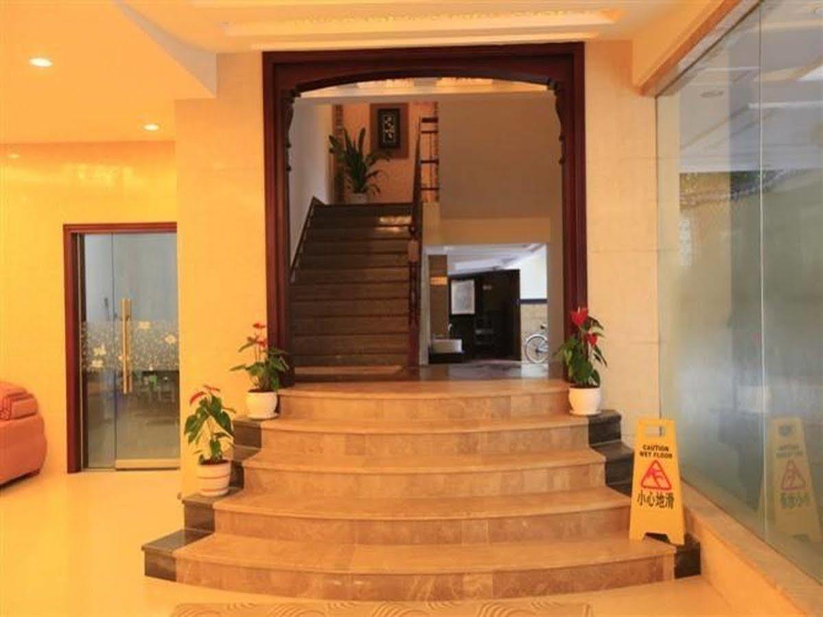 Yangshuo Hua Xiang Man Ting West Street Hotel Экстерьер фото