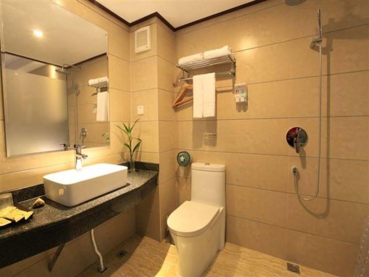 Yangshuo Hua Xiang Man Ting West Street Hotel Экстерьер фото